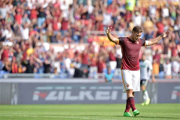 Hình 2: Cầu thủ Francesco Totti